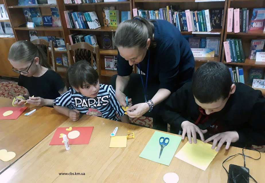 Майстер-клас «Тепла листівка» у філії №11